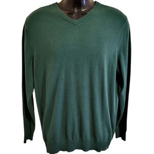 John Ashford Men's V-Neck Sweater (Size M)